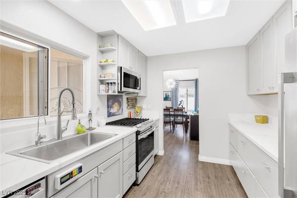 Las Vegas, NV 89134,9445 Grand Mesa DR