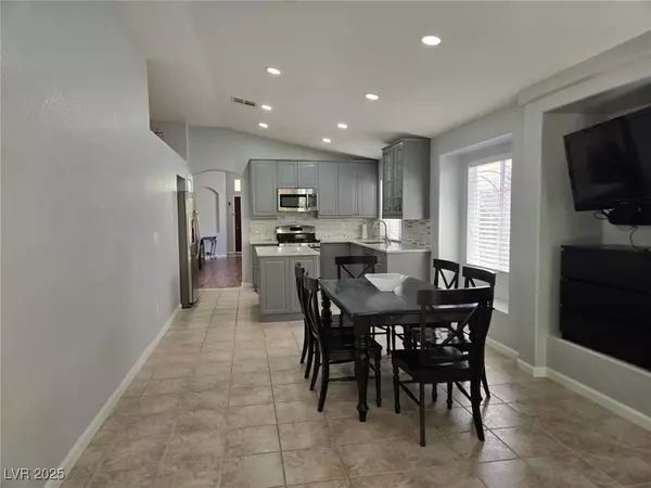 Las Vegas, NV 89144,1033 Windhook ST