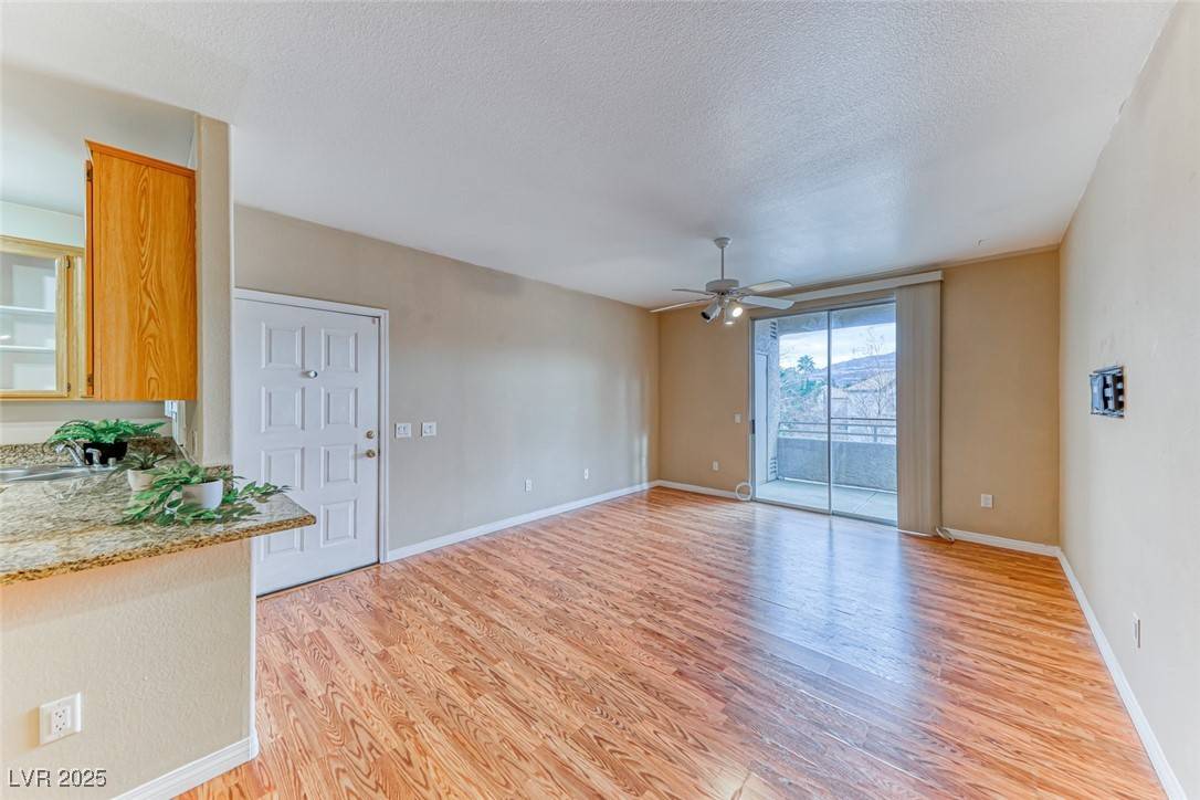 75 N Valle Verde DR #822, Henderson, NV 89074