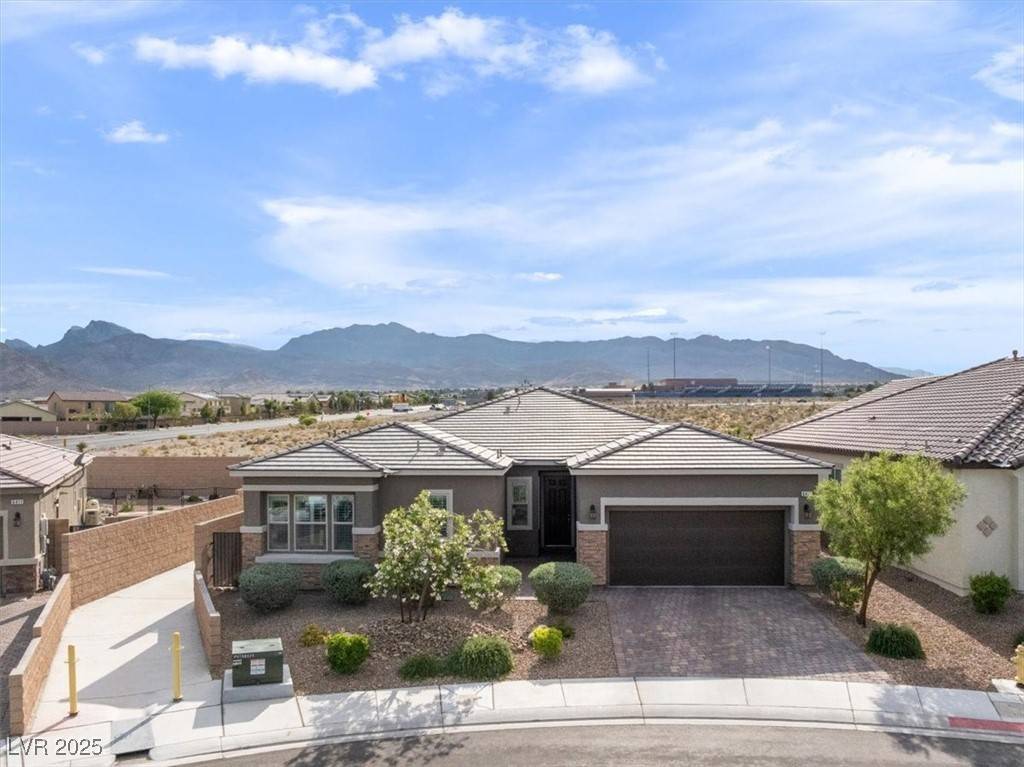 Las Vegas, NV 89149,6421 Winecup ST