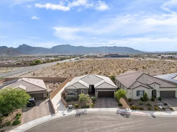 Las Vegas, NV 89149,6421 Winecup ST