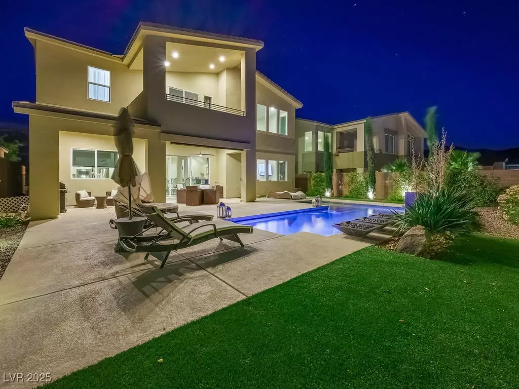 Henderson, NV 89011,3 Hilltop Crest ST