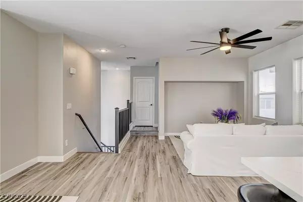 Las Vegas, NV 89178,9526 Summer Furnace ST