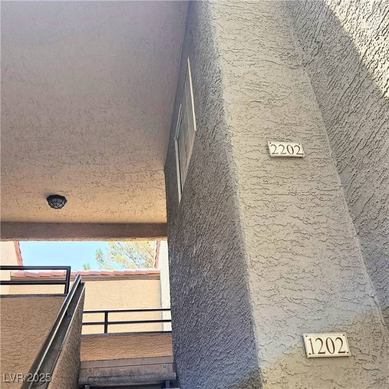 Las Vegas, NV 89117,2200 S Fort Apache RD #2202