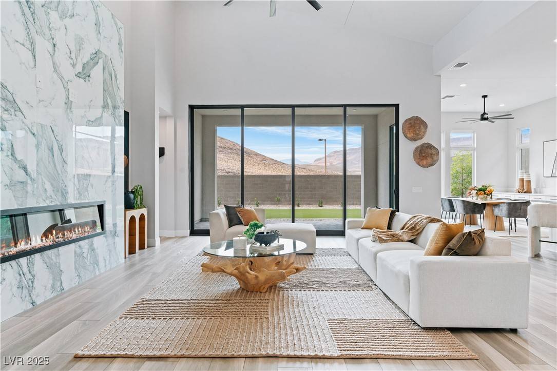 11173 Concord Valley DR, Las Vegas, NV 89135