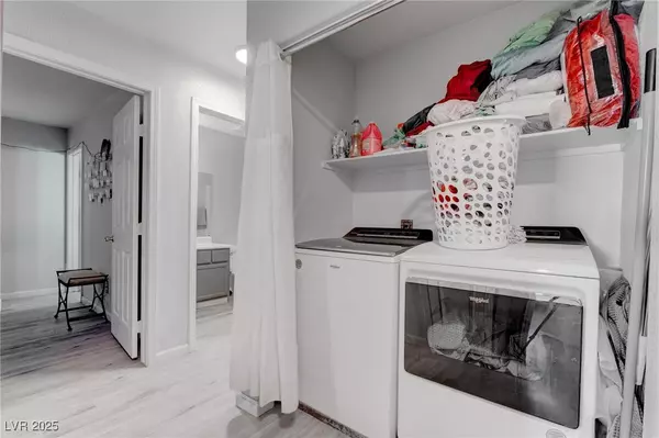 Las Vegas, NV 89130,6101 Crockery ST