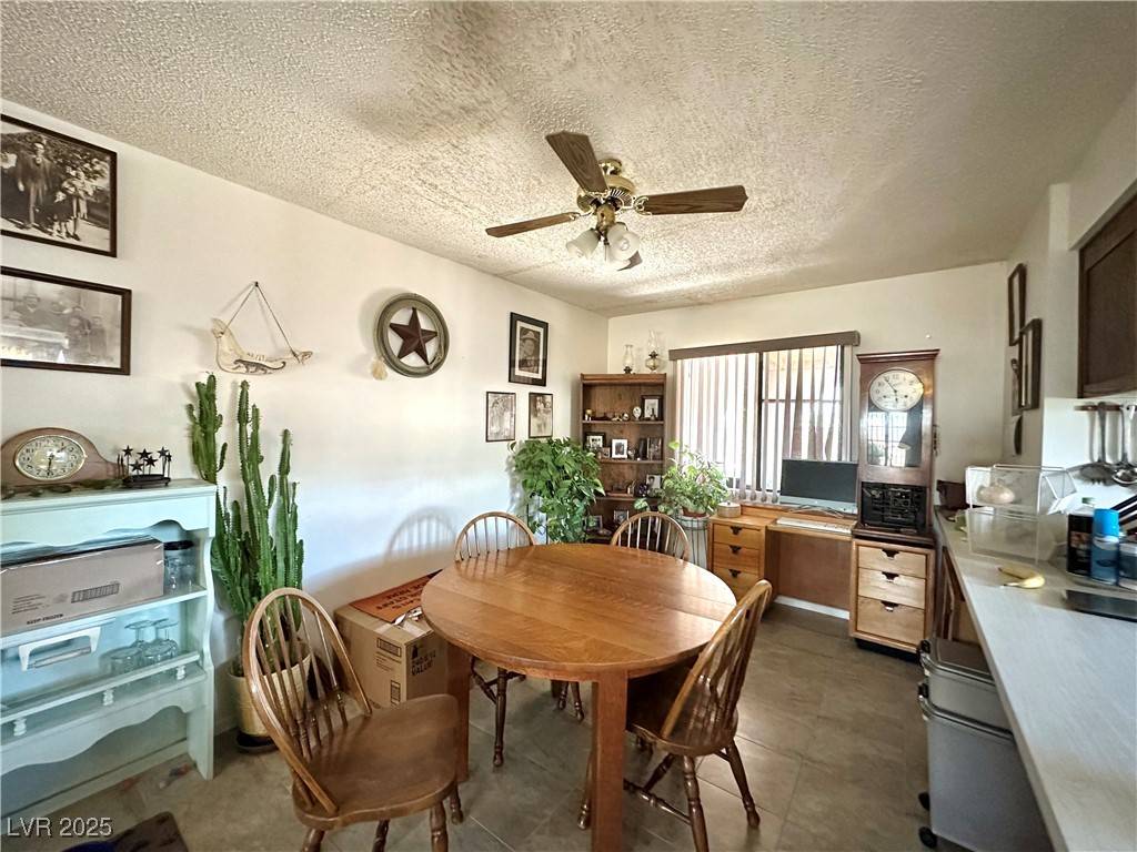 Pahrump, NV 89048,800 Savanna ST