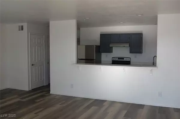 Pahrump, NV 89048,1400 Ogallala ST #4