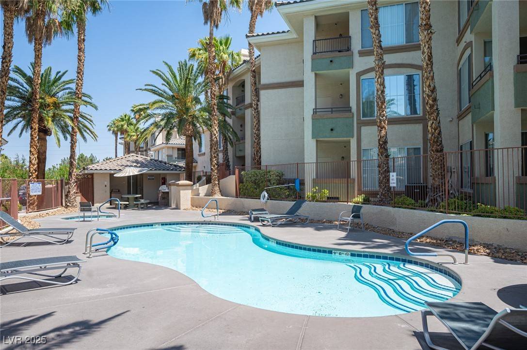 Las Vegas, NV 89113,7155 S Durango DR #205