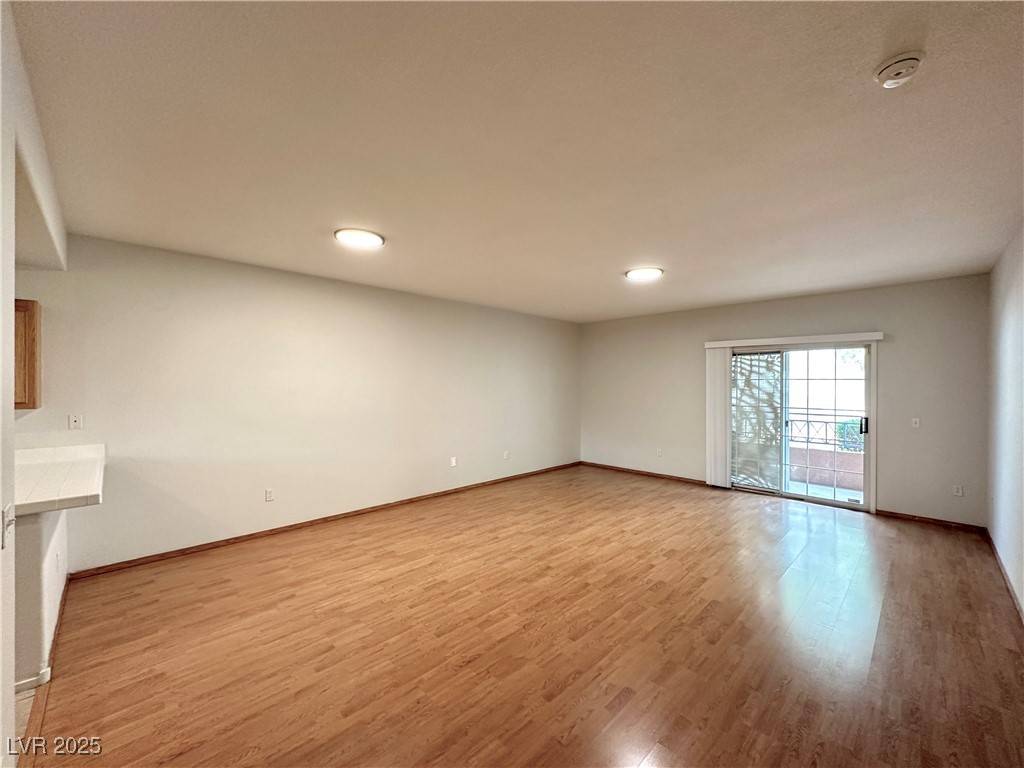 353 AMBER PINE ST #106, Las Vegas, NV 89144