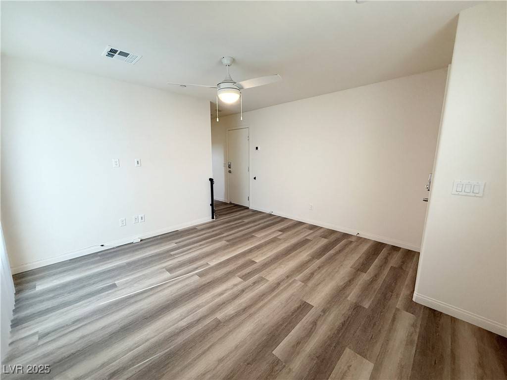 Las Vegas, NV 89148,6858 Truffle Gray ST