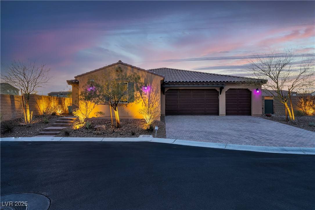 Las Vegas, NV 89113,9091 Becket Ranch CT
