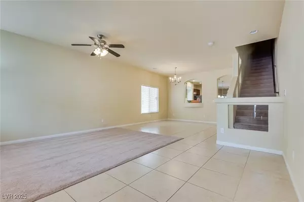 Las Vegas, NV 89139,6339 Sharp Rock CT