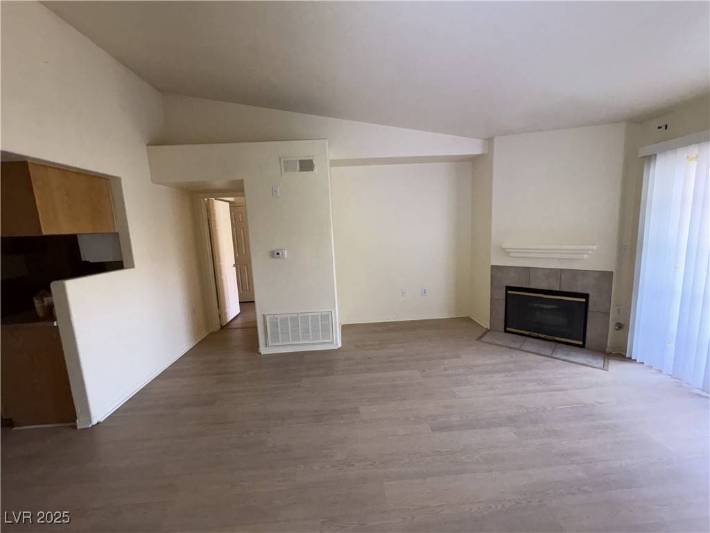 Las Vegas, NV 89032,3318 DECATUR BLVD #2075