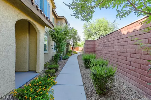 Las Vegas, NV 89178,8591 Insignia AVE #104
