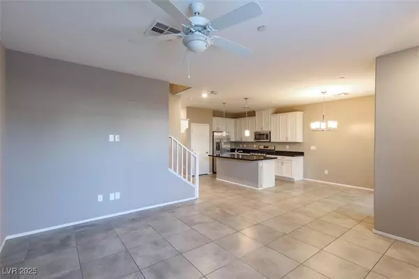 Las Vegas, NV 89178,8591 Insignia AVE #104