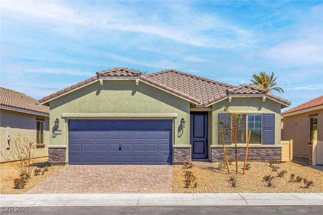 3221 Lahontan ST, North Las Vegas, NV 89032