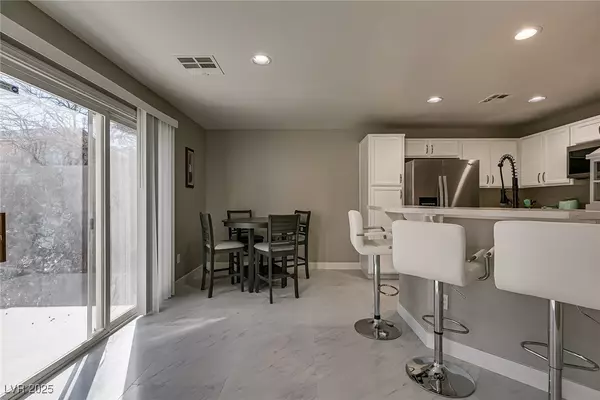 Las Vegas, NV 89148,7252 QUARTERHORSE LN #n/a