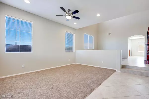 Henderson, NV 89012,178 Thunder Plains WAY