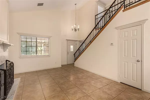 Las Vegas, NV 89121,3449 Lorilou LN #1