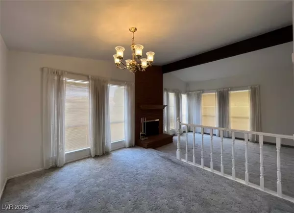 Las Vegas, NV 89117,8640 Cremona DR