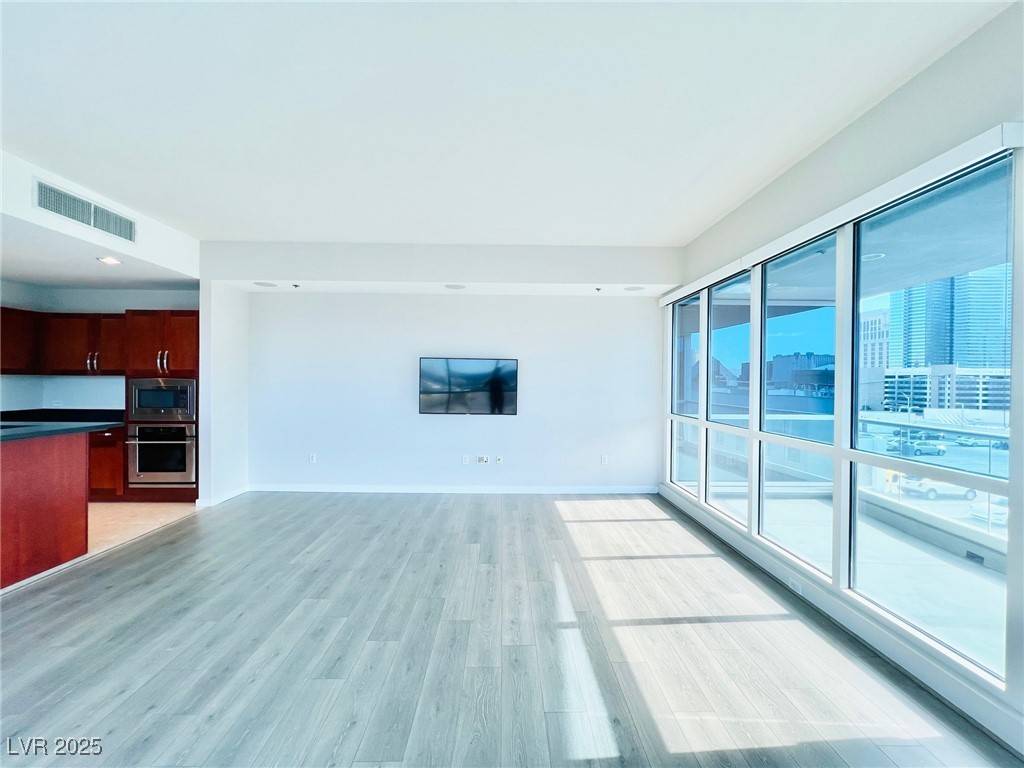 Las Vegas, NV 89103,4575 Dean Martin DR #600