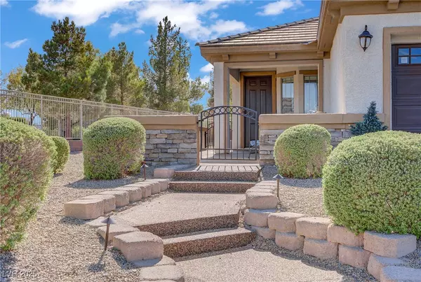 North Las Vegas, NV 89081,5829 Summit Greens ST