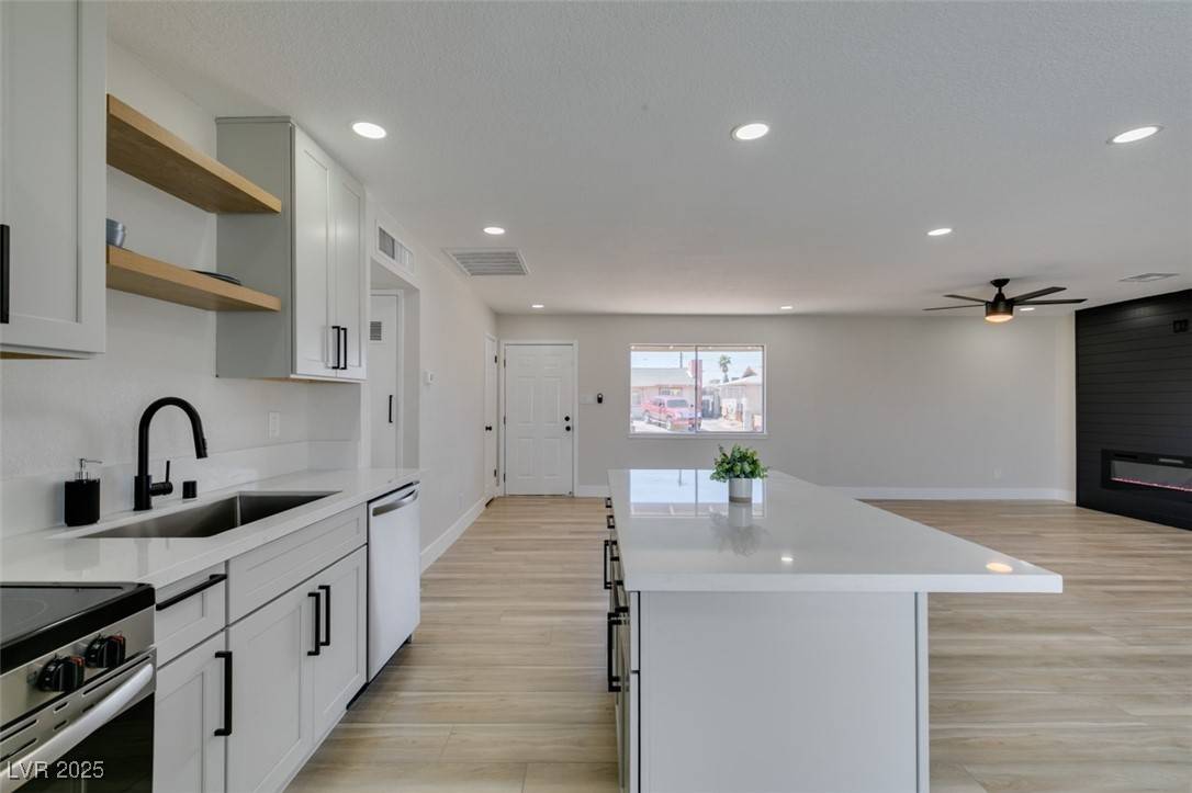 6100 Fawn CIR, Las Vegas, NV 89107