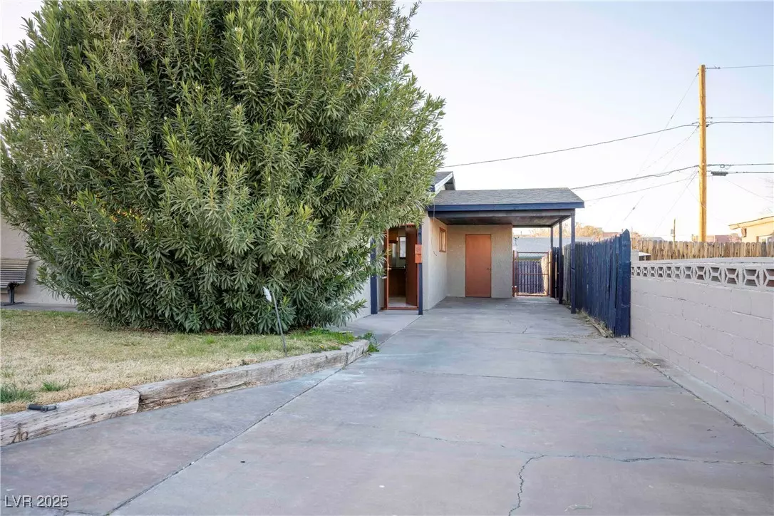 Henderson, NV 89015,51 Oklahoma DR #B