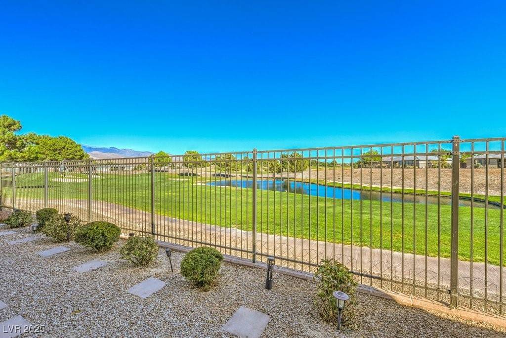 Pahrump, NV 89061,4775 E Beacon Ridge DR