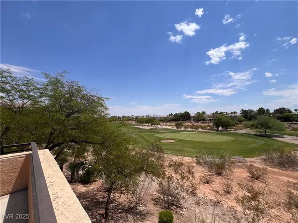 Las Vegas, NV 89144,708 Peachy Canyon #201