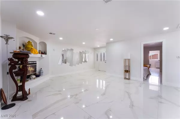 Las Vegas, NV 89146,5336 Regal AVE