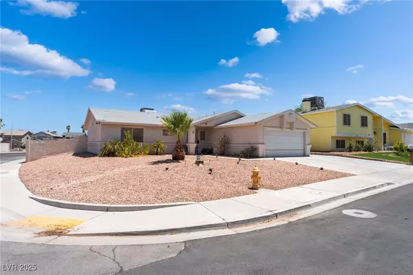 Las Vegas, NV 89115,3890 White Horse ST