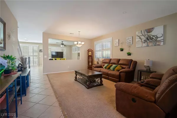 Henderson, NV 89012,225 Ashville CT