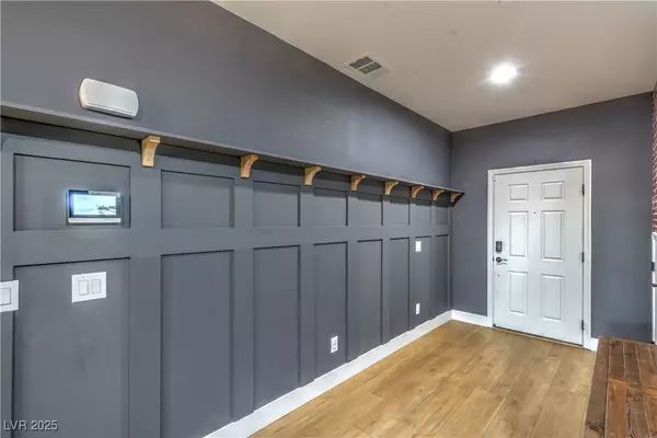 Henderson, NV 89012,860 Portree AVE