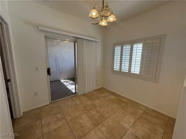 Las Vegas, NV 89147,8501 W University AVE #2089