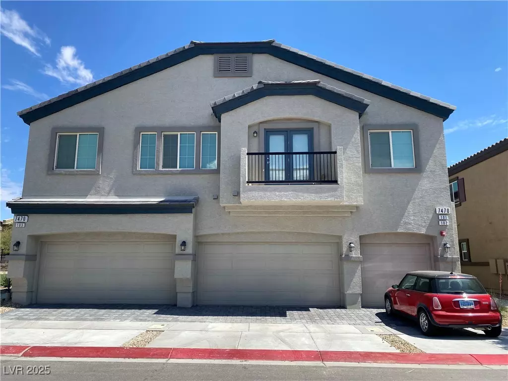 North Las Vegas, NV 89084,7470 Pink Moon ST #102