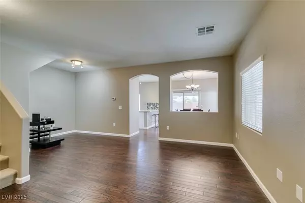 North Las Vegas, NV 89081,4021 Pepper Thorn AVE #102
