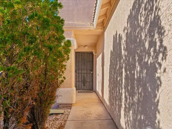 Las Vegas, NV 89156,6012 Riflecrest AVE