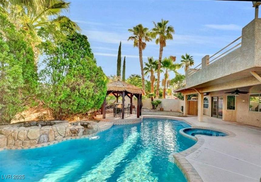 9933 Tamarack Landing WAY, Las Vegas, NV 89117