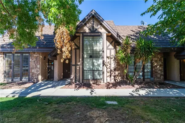 812 Pepperwood LN, Las Vegas, NV 89107