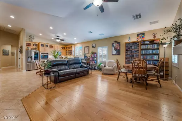 Las Vegas, NV 89131,8127 Sweet Dreams CT