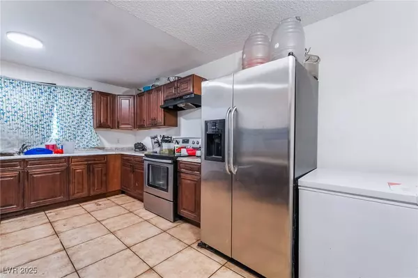 Las Vegas, NV 89107,6224 Arlington AVE