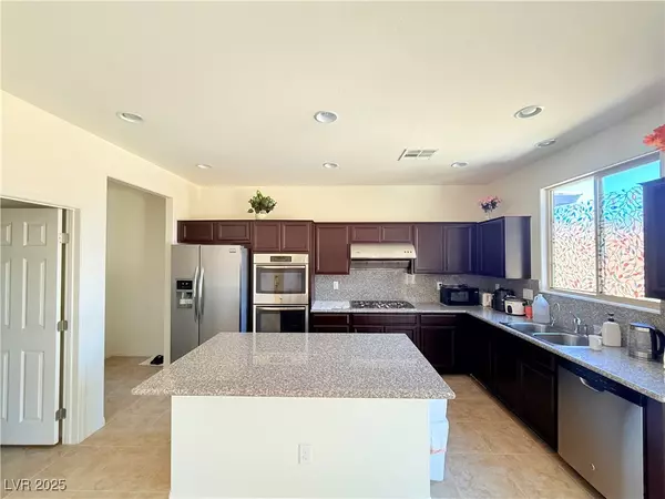 Las Vegas, NV 89166,10560 Pelican Island AVE