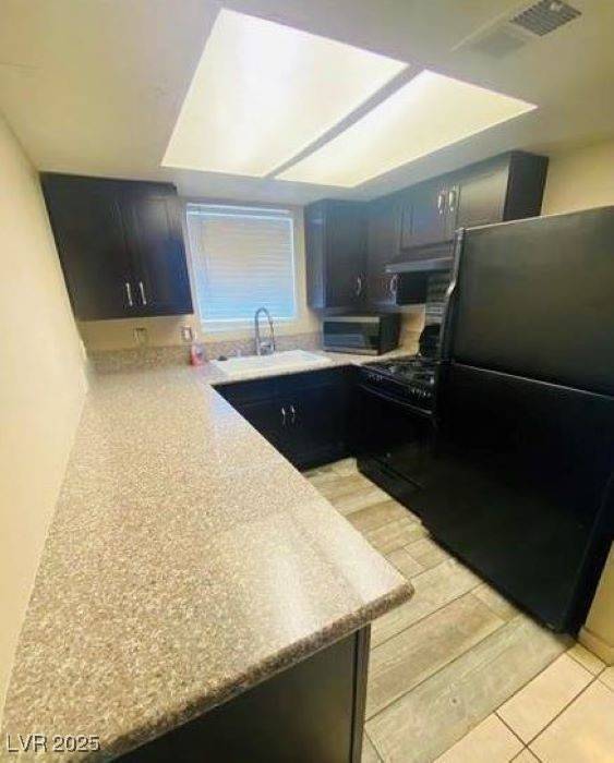 Las Vegas, NV 89156,6928 Appleton DR