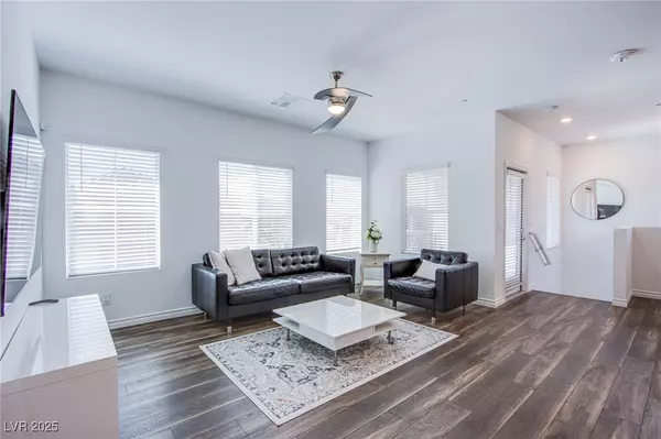 Henderson, NV 89011,226 Callen Falls AVE #1325