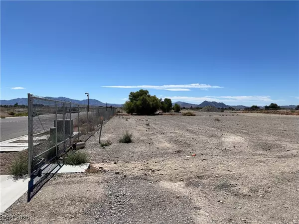 780 E Makenna Rain DR, Pahrump, NV 89048