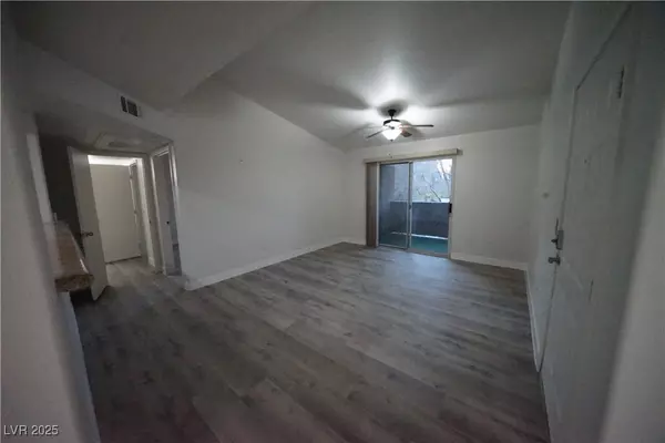 Las Vegas, NV 89183,555 E Silverado Ranch BLVD #2082