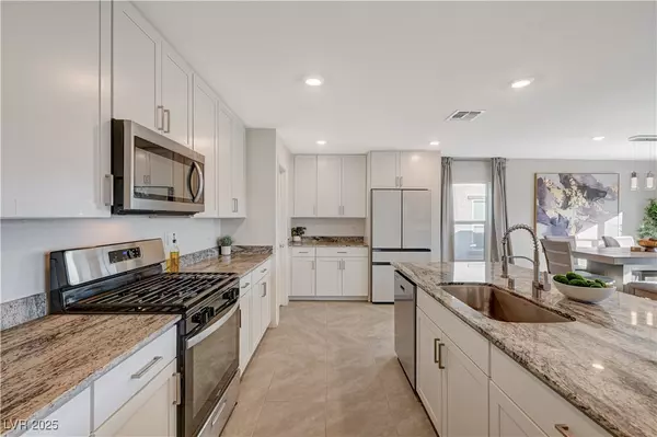 Las Vegas, NV 89139,4977 Birchland Manor AVE