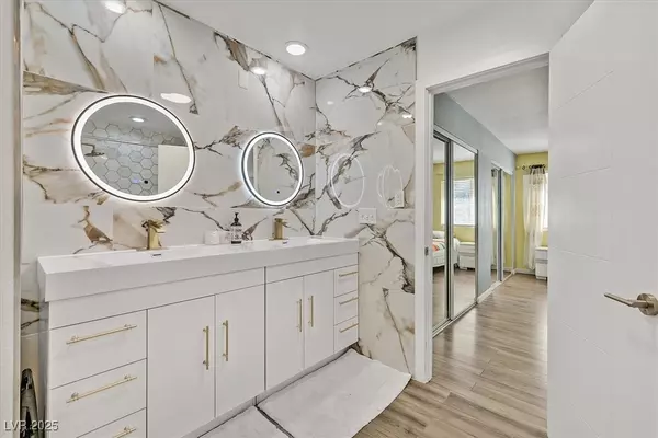 Las Vegas, NV 89146,2221 Mohawk ST